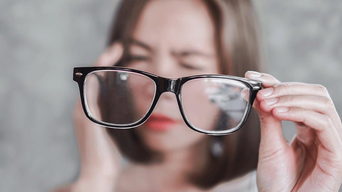 Patient undergoing a comprehensive eye exam for macular degeneration