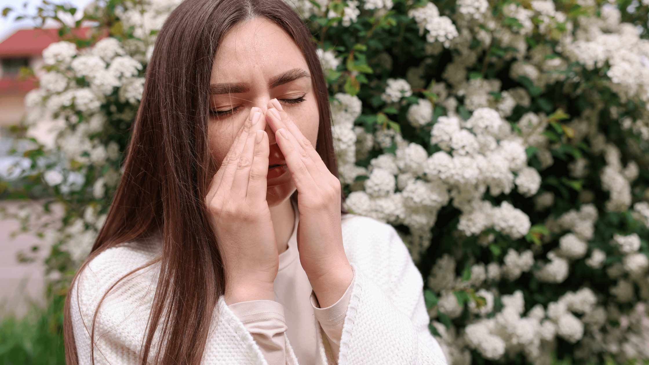 How Spring Allergies Can Affect Your Eyes and Vision, highlighting common eye symptoms like redness, watering, and irritation.