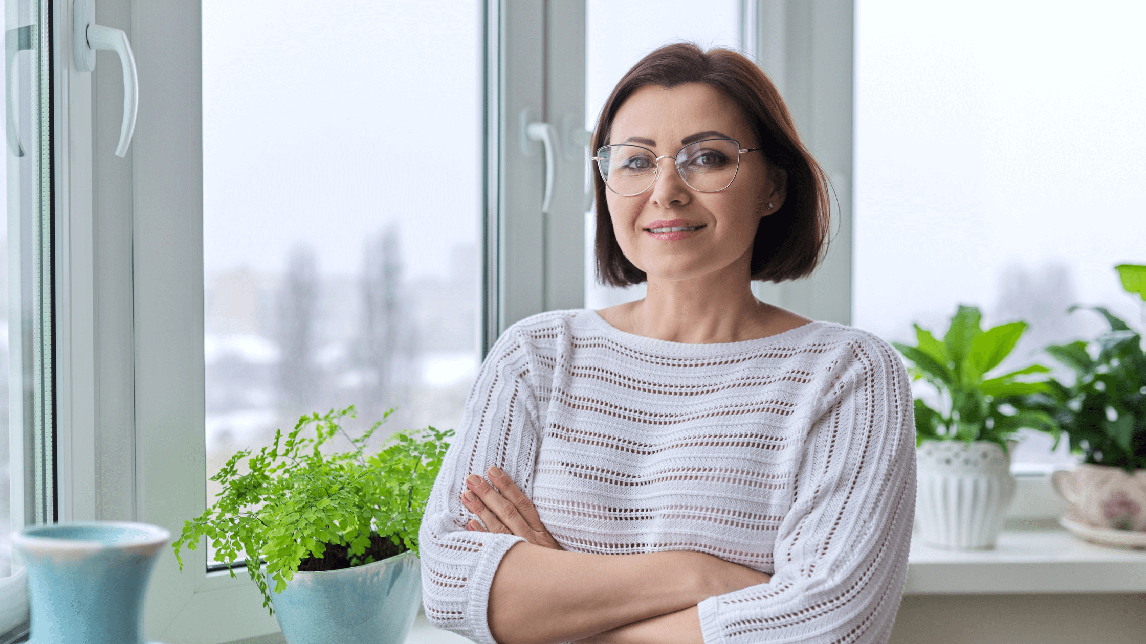 What age cataracts usually start and explaining how eye doctors detect them early through eye exams.